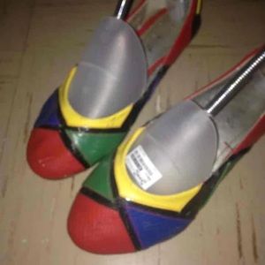 Vintage multicolor flats